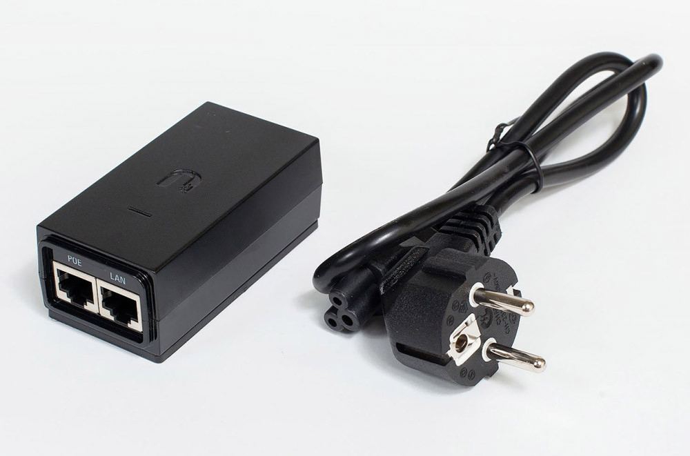 UBIQUITI Gigabit PoE Adapter POE-24-24W-G - Image 2