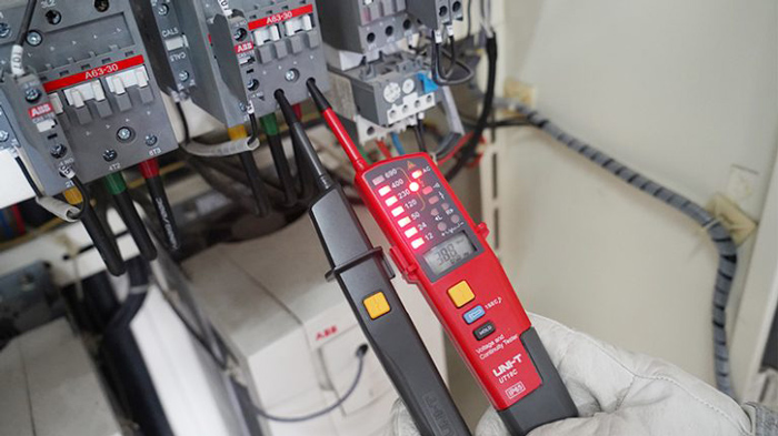 UNI-T μετρητής τάσης AC/DC UT18C - Image 2