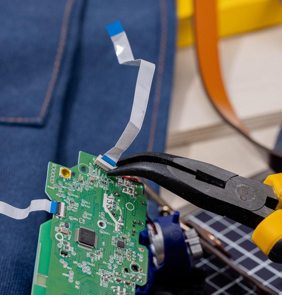 DELI μυτοτσίμπιδο κυρτό DL2306 με αντιολισθητικές λαβές - Image 2