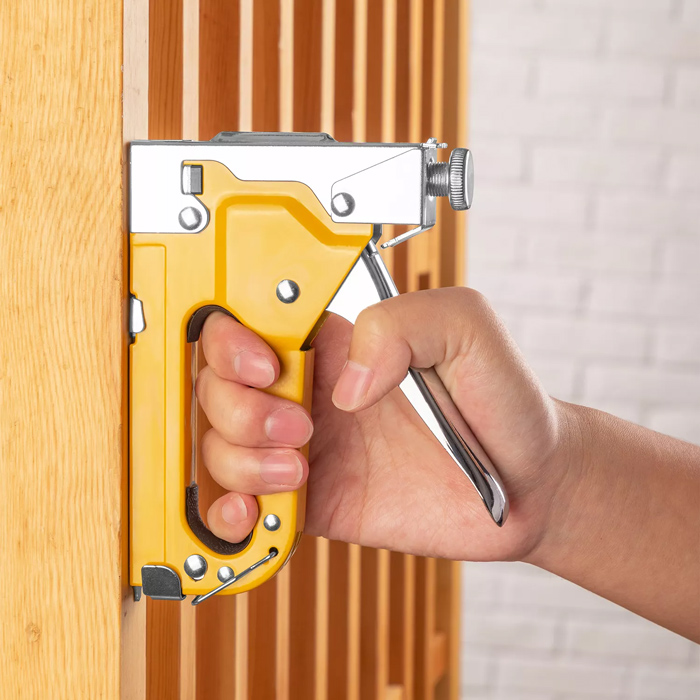 DELI καρφωτικό χειρός συνδετήρων DL238104 με 6000x συνδετήρες - Image 3